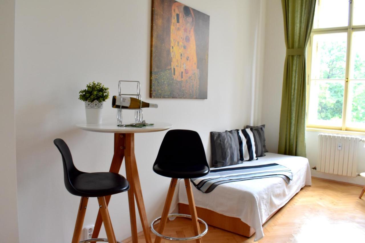 Wellness Apartments Florenc براغ المظهر الخارجي الصورة
